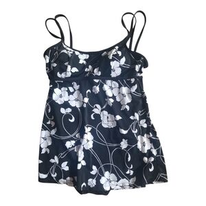 Chic Black and White Bustier Camisole One Piece Swimwear
